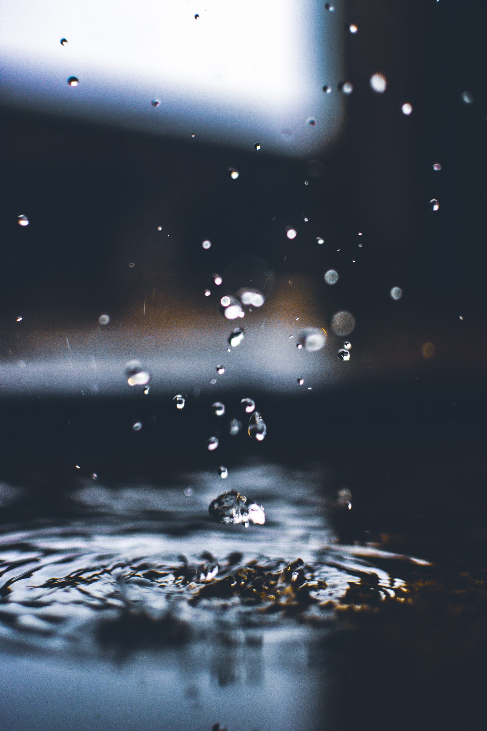 En este momento estás viendo LAS TRES GOTAS DE AGUA